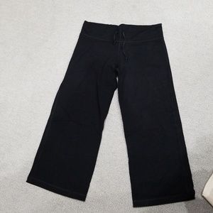 Lululemon wide leg capri pants